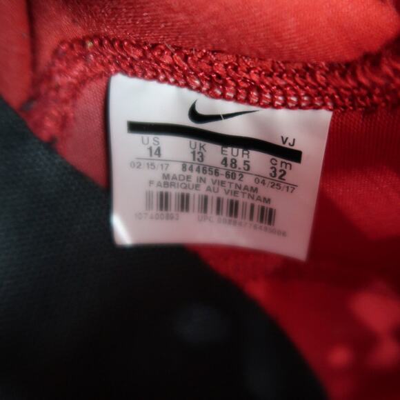 Nike Shoes Mens 14 Sneakers Athletic Roshe Two Trainers Sport Running Active Red - Picture 11 of 12